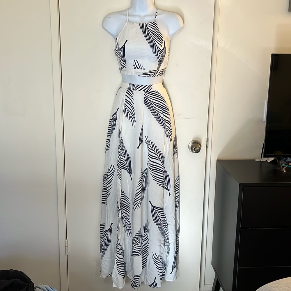 White/blue print crop top and skirt set